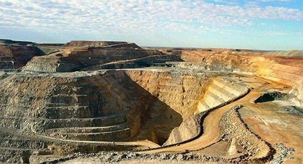 زیرساخت‌های ۳۰ معدن ایران تا پایان امسال‌ تکمیل می‌شود