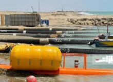 اتمام تکمیل عملیات کشش لوله از ساحل طرح پایانه نفتی جاسک
