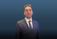 اینجا چراغی روشن است